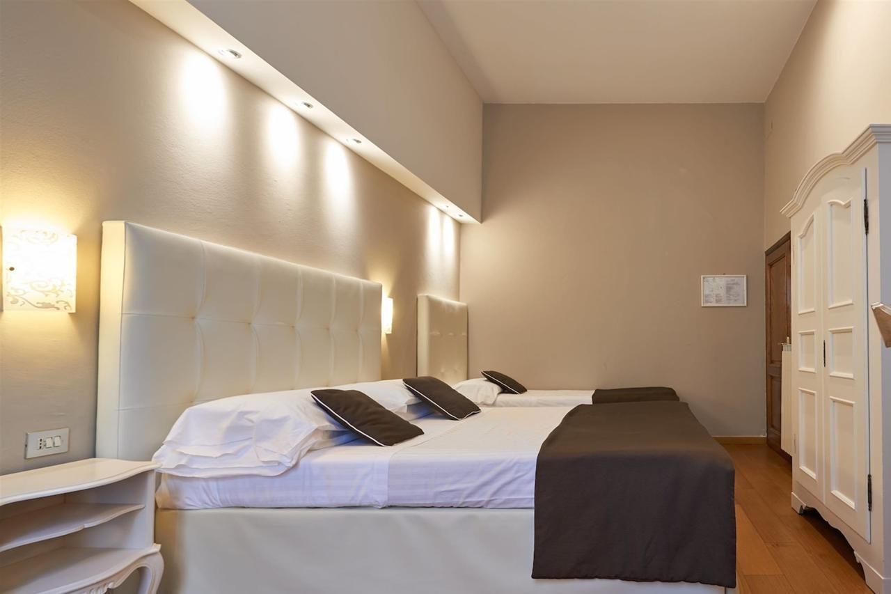 Hotel Cosimo De' Medici Florence Buitenkant foto